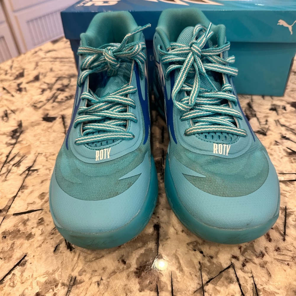 👟Puma MELO 02 👟Gently used, Men’s size 9